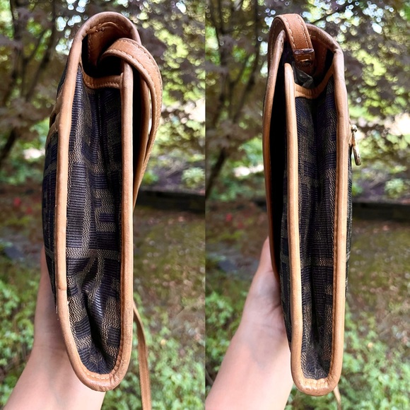🧚Auth💖RARE💖 FENDI Zucca Zucchino Envelope Pochette Shoulder Clutch/Crossbody✨ - Picture 7 of 14